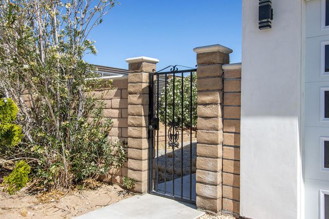 62290 Crestview Drive, Joshua Tree, CA 92252