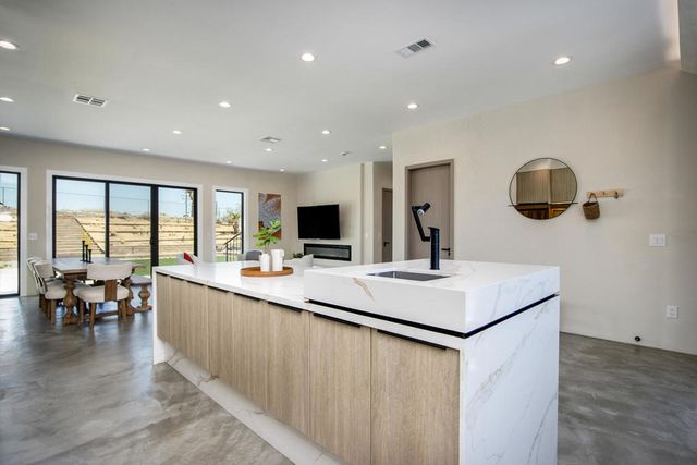 62290 Crestview Drive, Joshua Tree, CA 92252