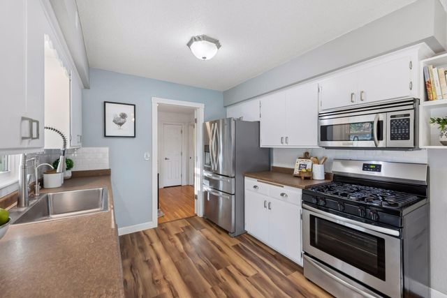 10036 Nathan Lane N, Maple Grove, MN 55369