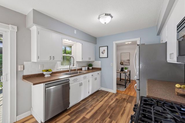 10036 Nathan Lane N, Maple Grove, MN 55369