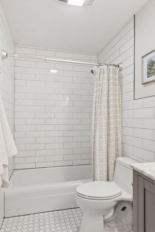 10036 Nathan Lane N, Maple Grove, MN 55369