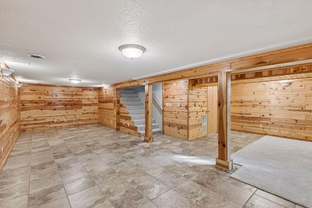 10036 Nathan Lane N, Maple Grove, MN 55369