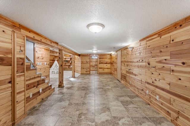 10036 Nathan Lane N, Maple Grove, MN 55369