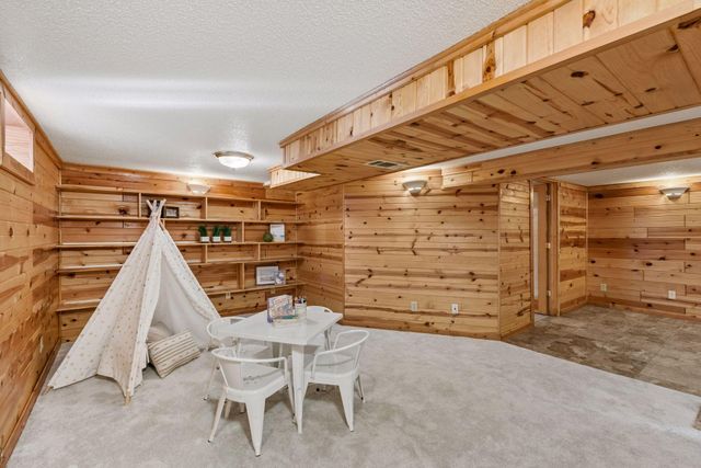 10036 Nathan Lane N, Maple Grove, MN 55369