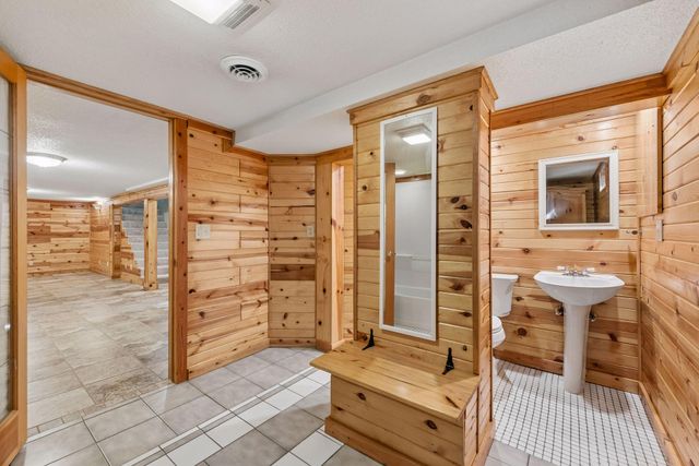 10036 Nathan Lane N, Maple Grove, MN 55369