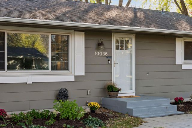 10036 Nathan Lane N, Maple Grove, MN 55369