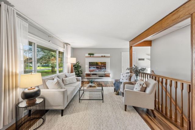 10036 Nathan Lane N, Maple Grove, MN 55369