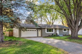 10036 Nathan Lane N, Maple Grove, MN 55369