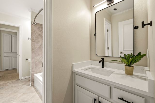 6604 Overlook Court, Plano, TX 75024