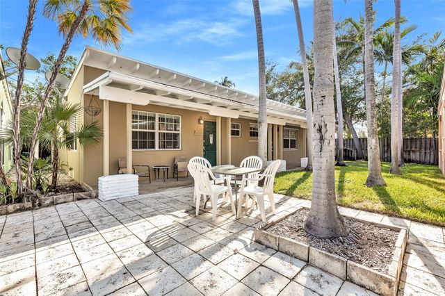 805 NE 17th Ave 4, Fort Lauderdale, FL 33304