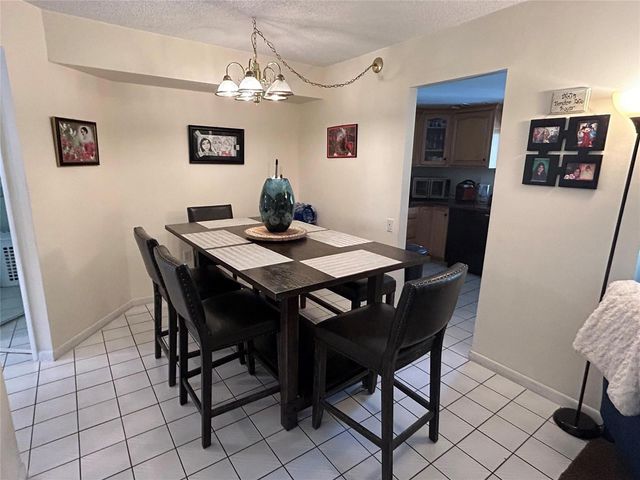 9080 Lime Bay Boulevard 305, Tamarac, FL 33312