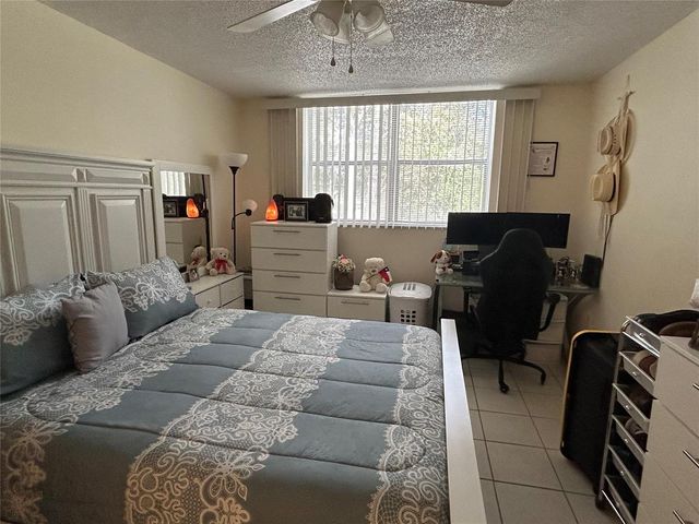 9080 Lime Bay Boulevard 305, Tamarac, FL 33312