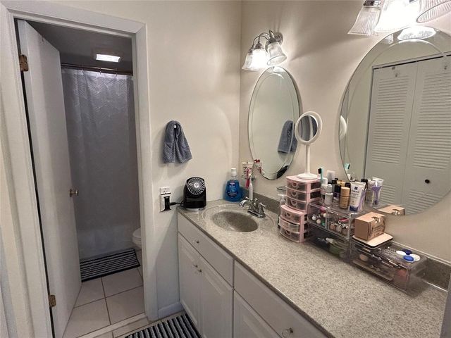 9080 Lime Bay Boulevard 305, Tamarac, FL 33312