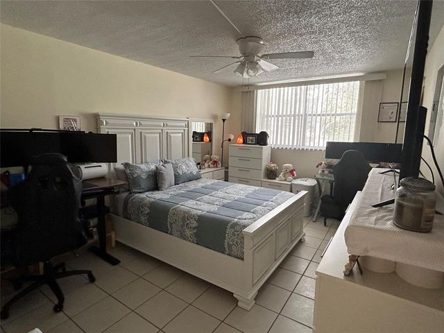 9080 Lime Bay Boulevard 305, Tamarac, FL 33312