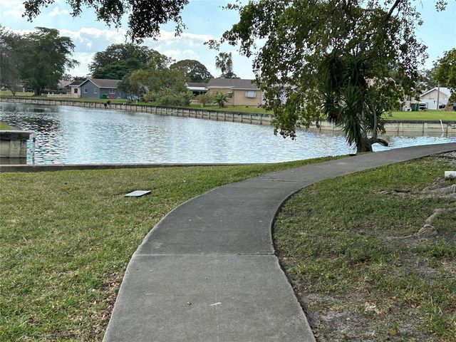 9080 Lime Bay Boulevard 305, Tamarac, FL 33312