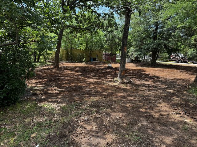 260 Sycamore Street, Denison, TX 75020