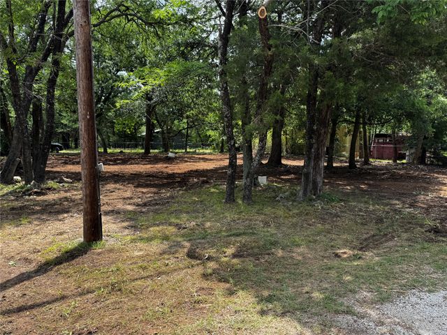 260 Sycamore Street, Denison, TX 75020