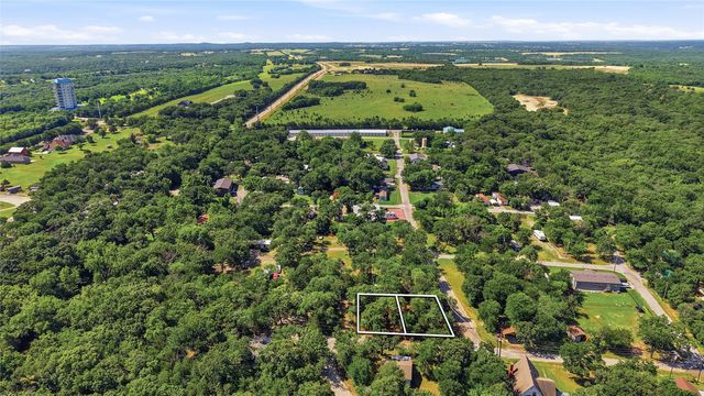 260 Sycamore Street, Denison, TX 75020
