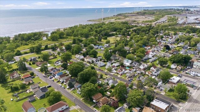 3662 6th Street, Hamburg, NY 14219