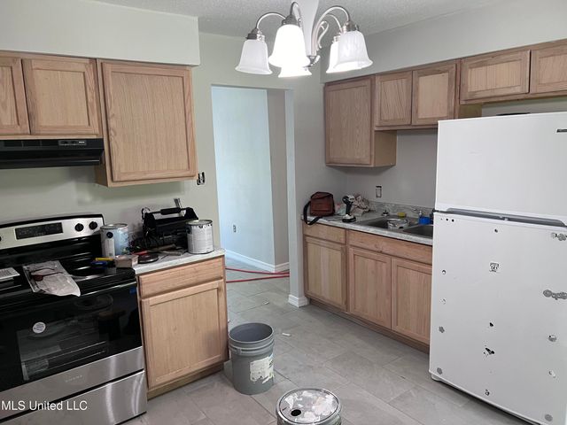 102 Carson Drive, Gulfport, MS 39503