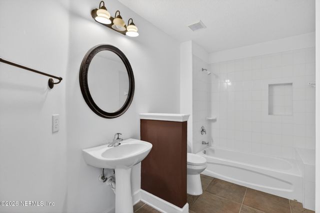 10133 DELPOINT Lane, Jacksonville, FL 32246