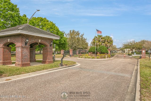 10133 DELPOINT Lane, Jacksonville, FL 32246