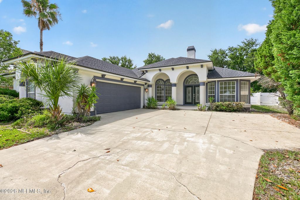 10133 DELPOINT Lane, Jacksonville, FL 32246