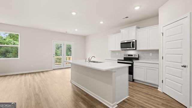 118 Aster Avenue, Locust Grove, GA 30248