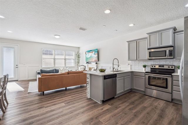 5143 CASPIAN STREET, St Cloud, FL 34771