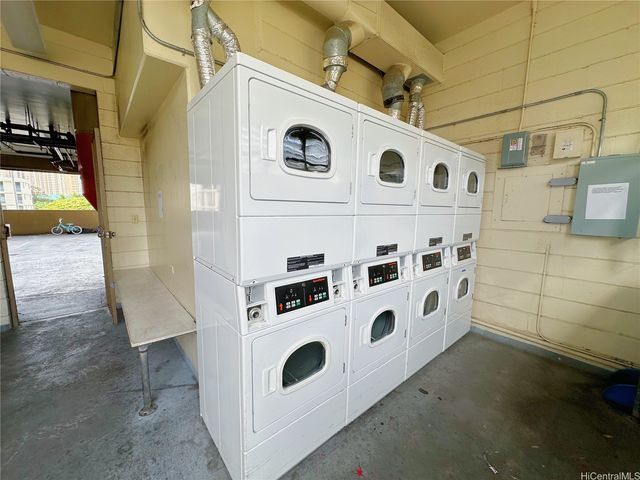 2977 Ala Ilima Street 809, Honolulu, HI 96818