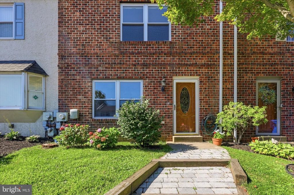 14 KINGSTON TER, ASTON, PA 19014 — exterior