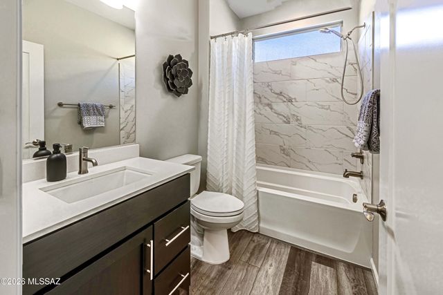 61216 E Shale Road, Oracle, AZ 85623