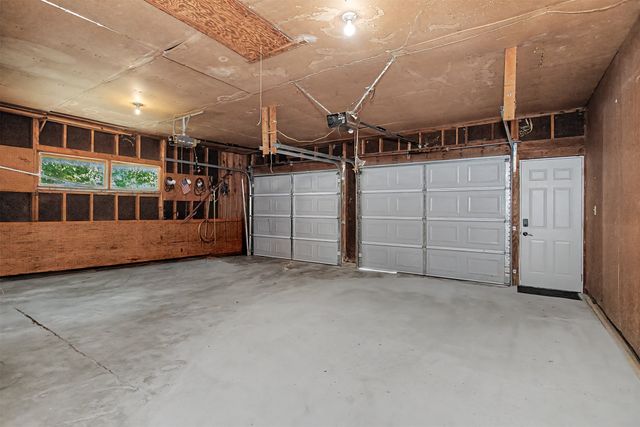 5779 Arrasmith Trail, Ames, IA 50010