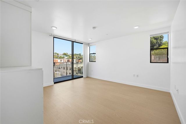 2160 Clifford, Los Angeles, CA 90026