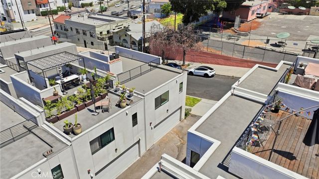2160 Clifford, Los Angeles, CA 90026
