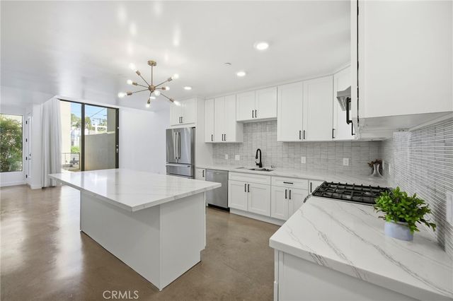 2160 Clifford, Los Angeles, CA 90026