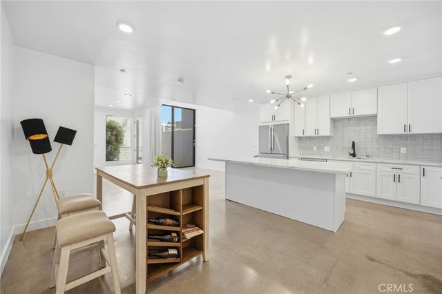 2160 Clifford, Los Angeles, CA 90026