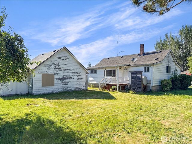 702 Martin Street, Steilacoom, WA 98388