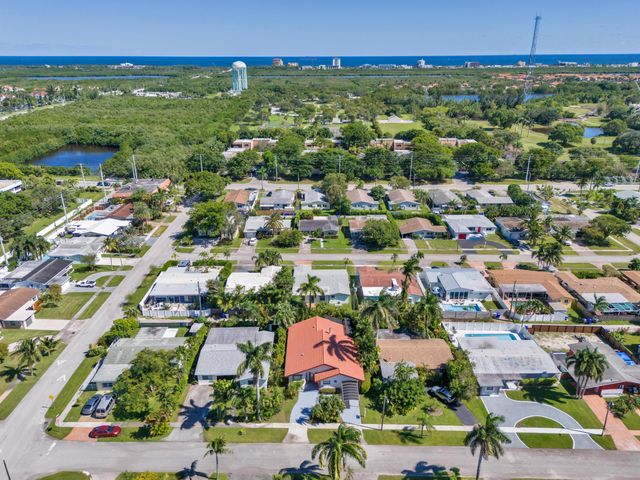 2119 N 14th Terrace, Hollywood, FL 33020