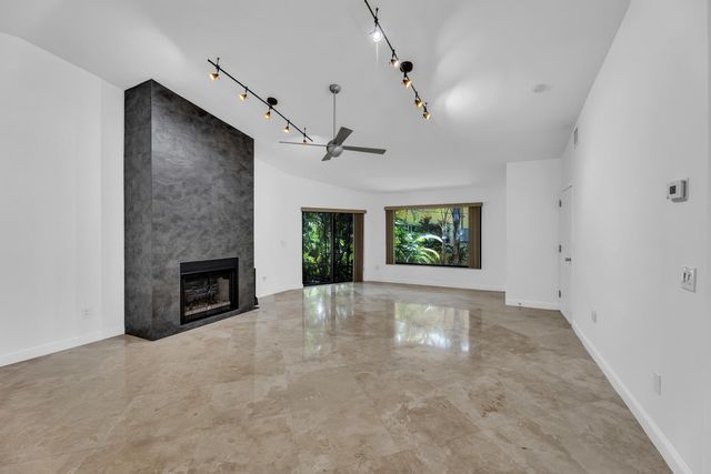 2119 N 14th Terrace, Hollywood, FL 33020