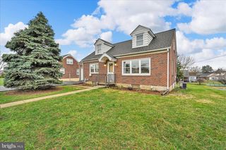 4012 KUTZTOWN RD, Temple, PA 19560