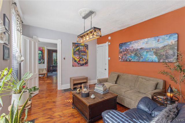 936 Bellevue Ave, Syracuse, NY 13204