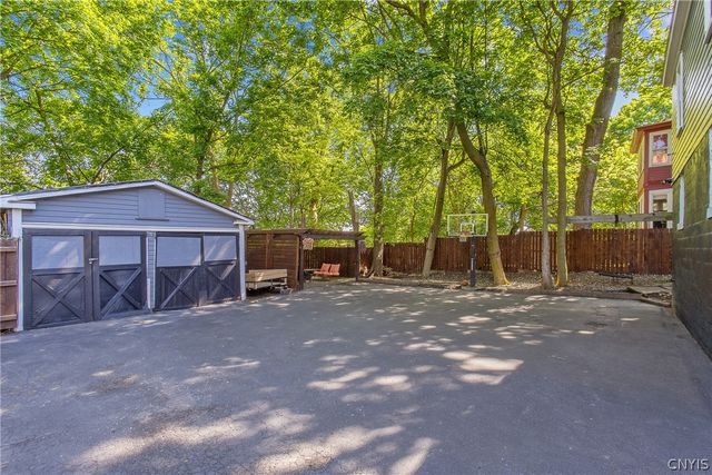 936 Bellevue Ave, Syracuse, NY 13204