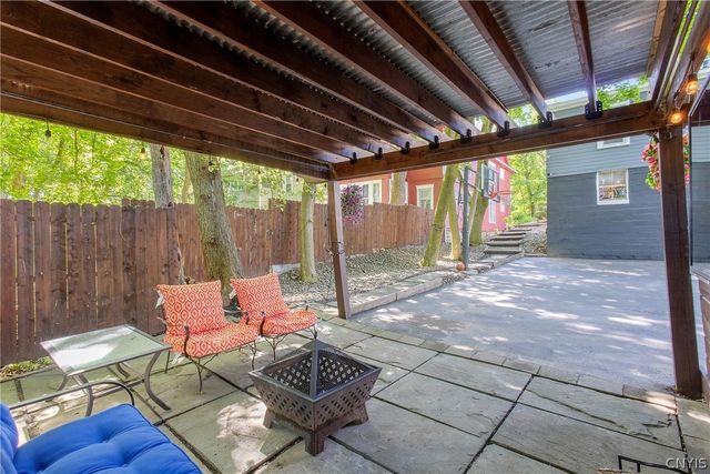 936 Bellevue Ave, Syracuse, NY 13204