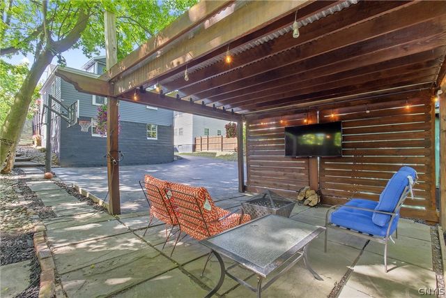 936 Bellevue Ave, Syracuse, NY 13204