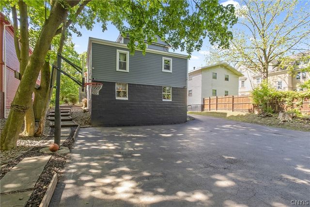 936 Bellevue Ave, Syracuse, NY 13204