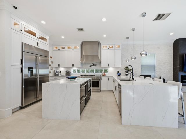 9517 Equus Circle, Boynton Beach, FL 33472