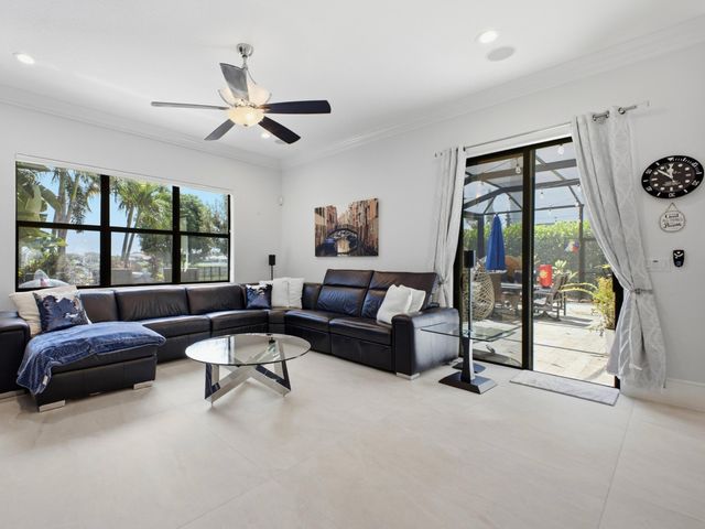 9517 Equus Circle, Boynton Beach, FL 33472