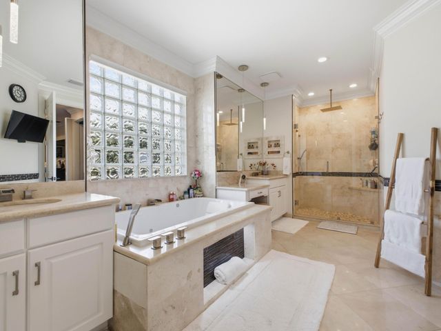 9517 Equus Circle, Boynton Beach, FL 33472