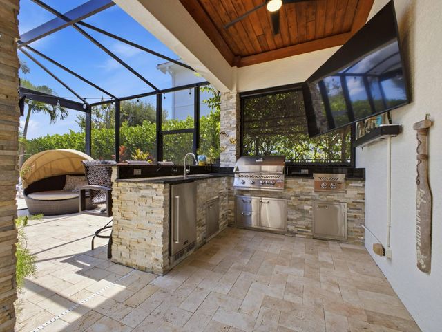 9517 Equus Circle, Boynton Beach, FL 33472
